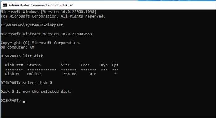 Entering the command select disk 0 in command prompt